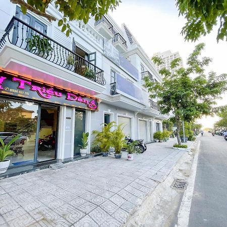 Hotel Khách sạn Triều Dâng à Tuy Hoa Extérieur photo