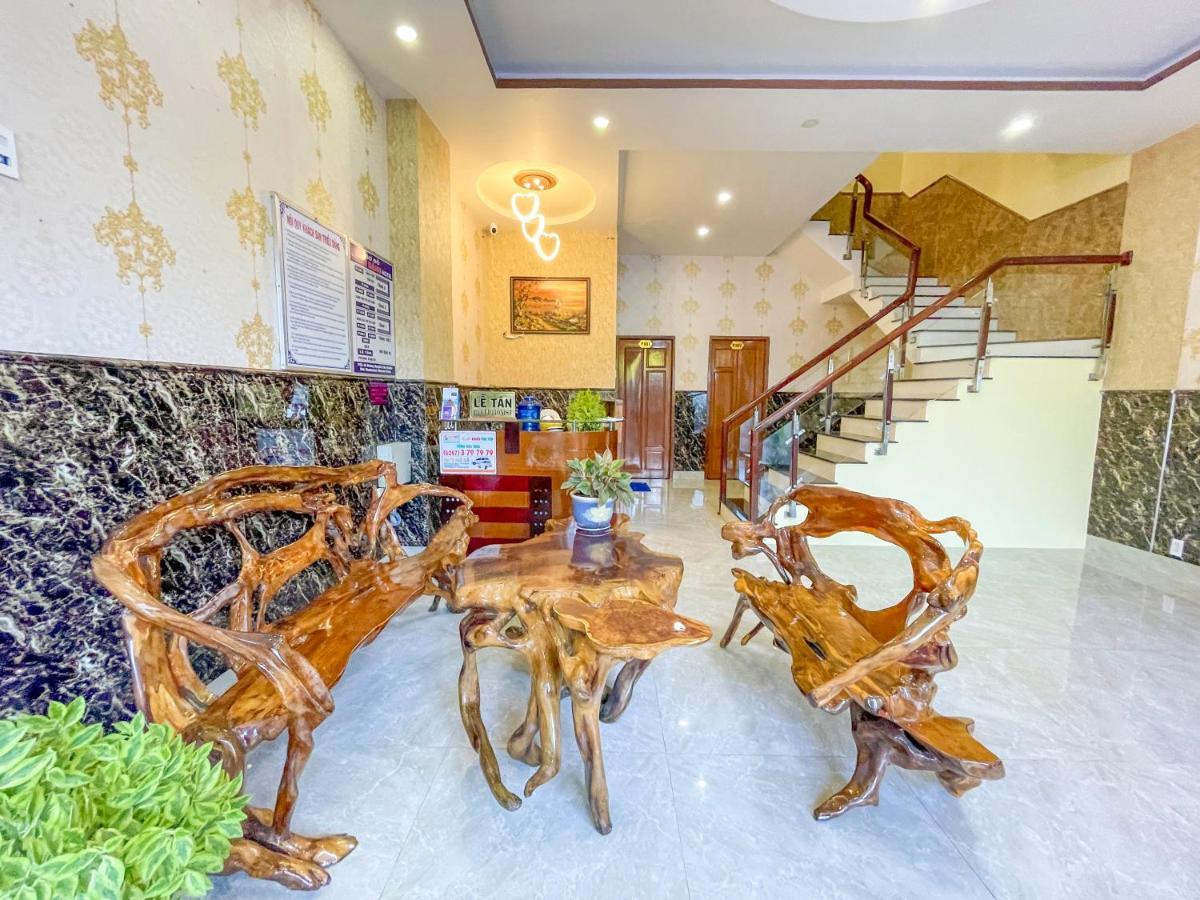 Hotel Khách sạn Triều Dâng à Tuy Hoa Extérieur photo